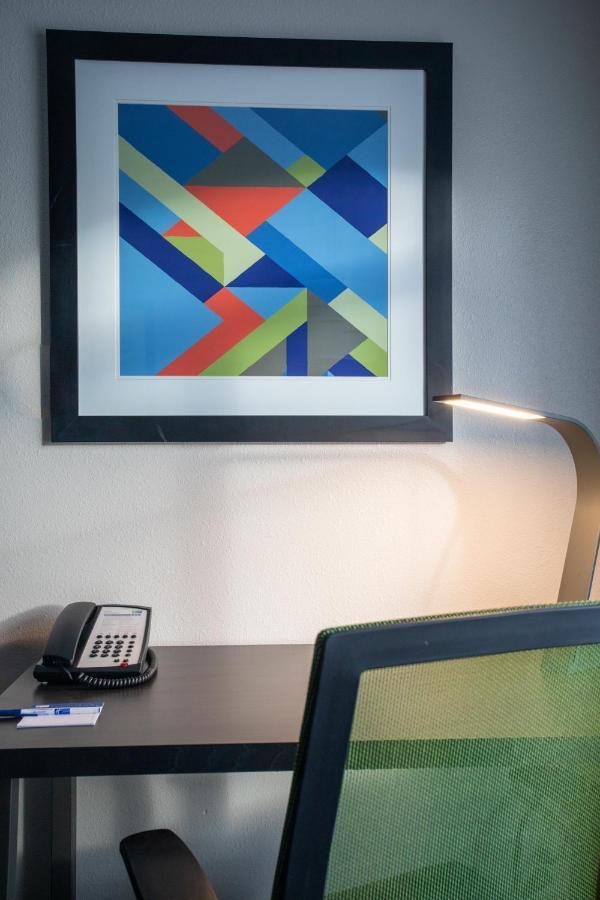 Holiday Inn Express Prescott By Ihg Eksteriør bilde
