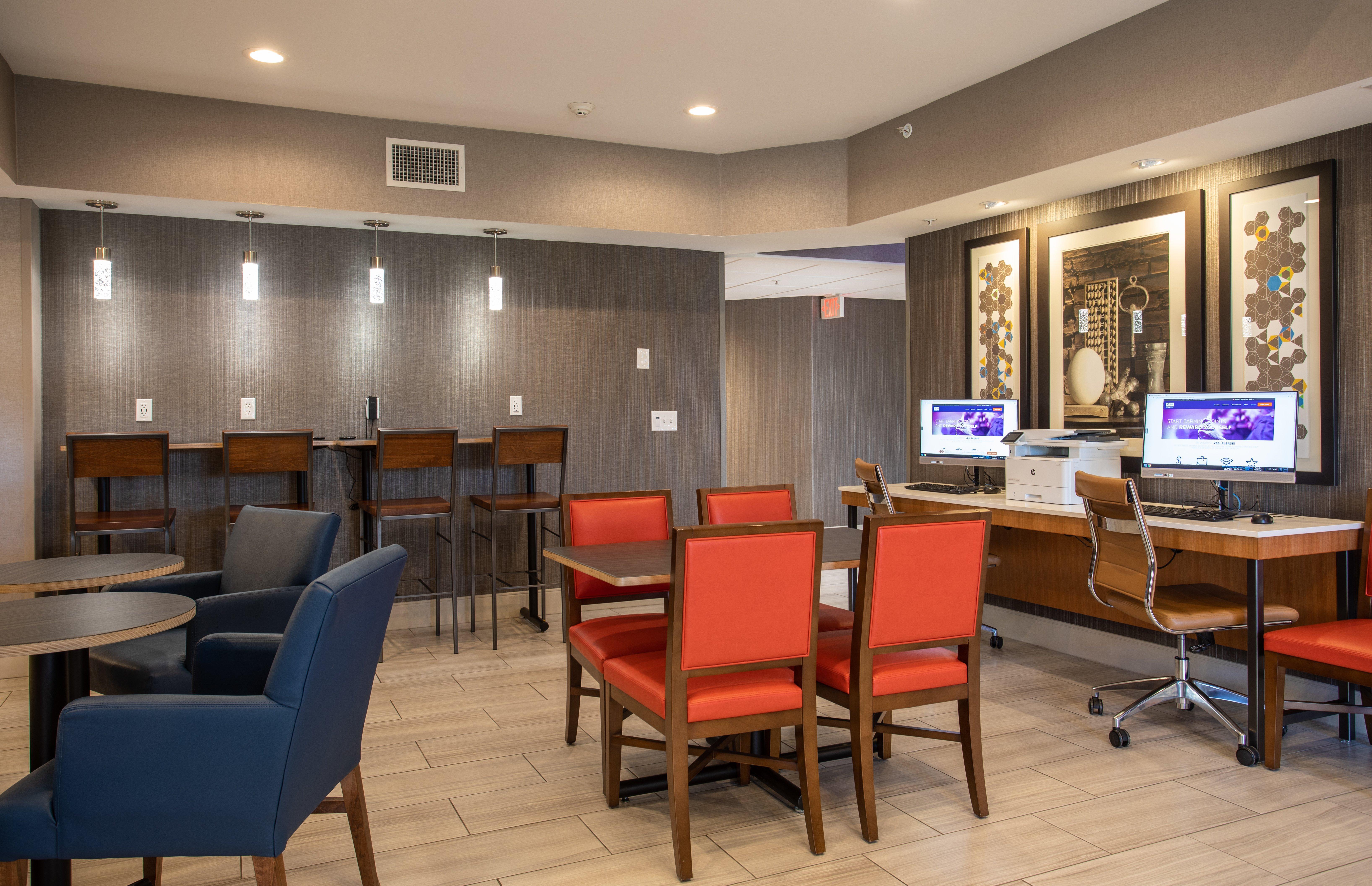 Holiday Inn Express Prescott By Ihg Eksteriør bilde